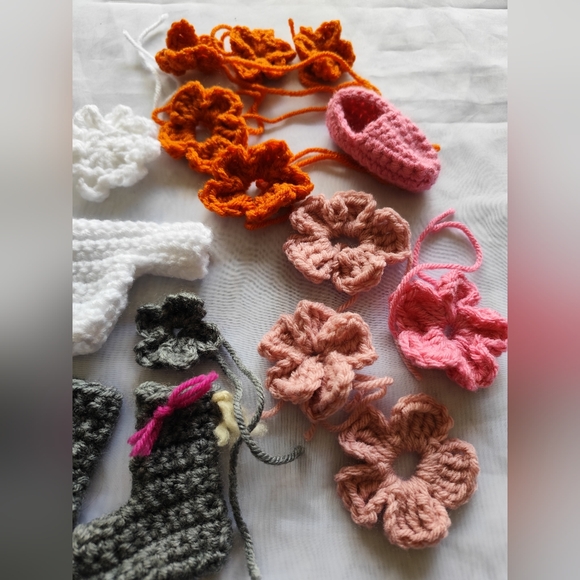 3/$20💗Handmade Crochet flowers socks Lot - Picture 2 of 4